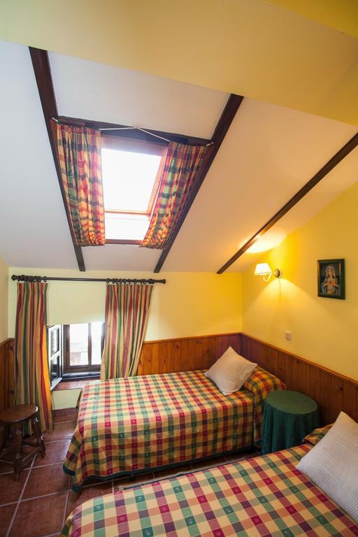 Hotel Nuestra Senora Del Carmen à San Sebastián de Garabandal Chambre photo